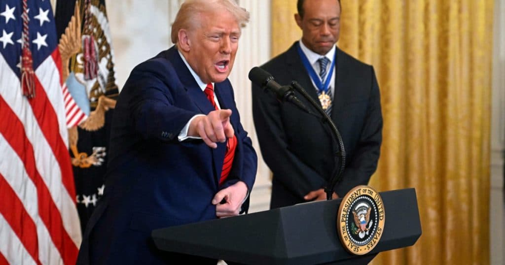 Analiză CNN: Cele 13 cele mai mari minciuni rostite de Donald Trump în prima lună de mandat