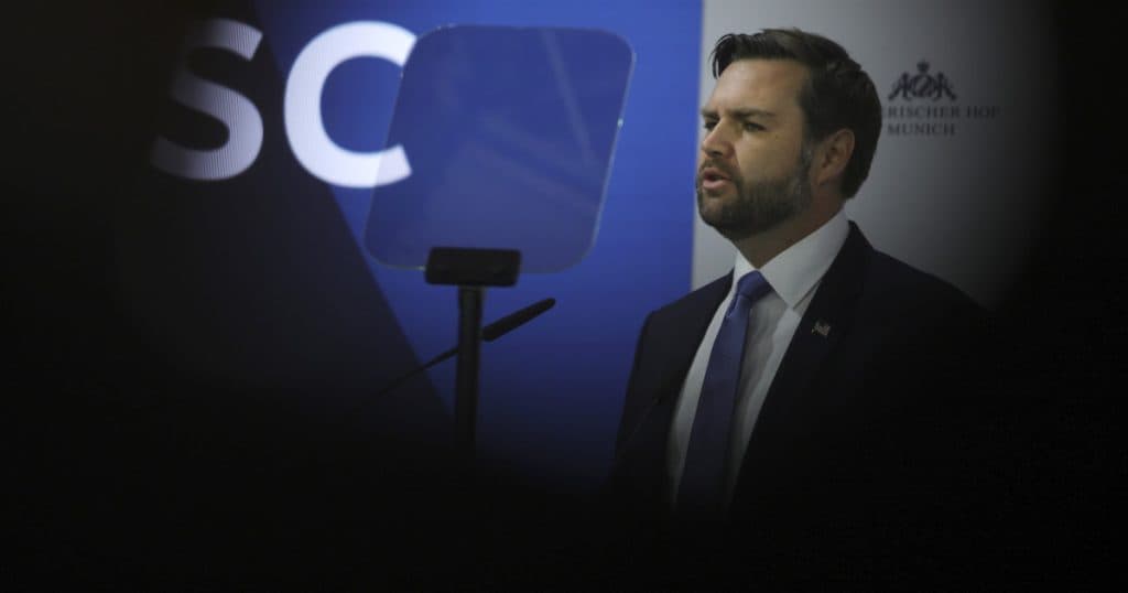 Analiză: Vance utilizează jumătăți de adevăruri pentru a susține prelegeri unui public european conștient de amenințarea unui regim autoritar (CNN)