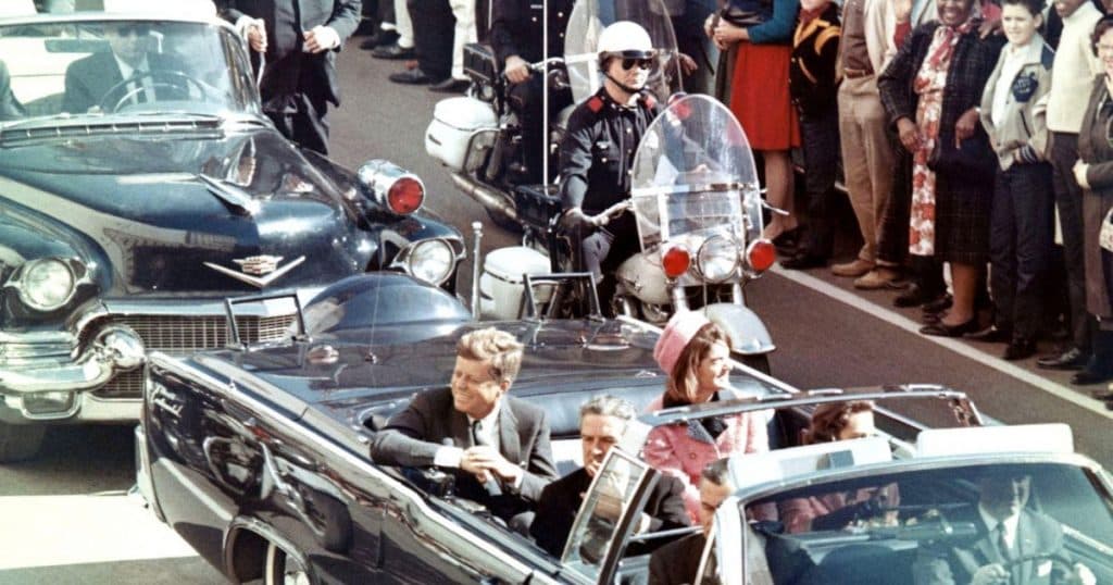 Asasinarea lui JFK: FBI anunță descoperirea unor noi documente referitoare la dosarul uciderii președintelui american.