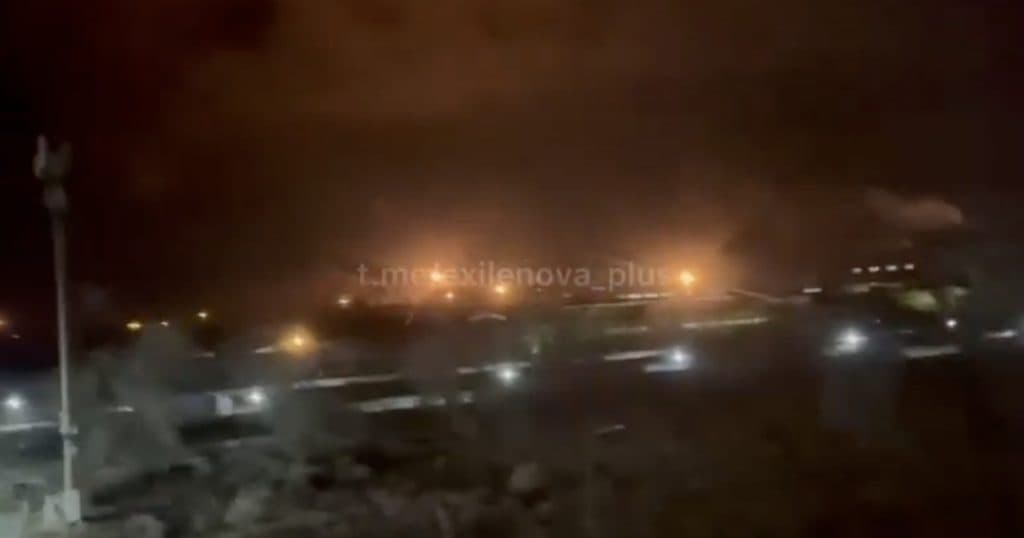 Atac cu drone al Ucrainei în Rusia, în noaptea trecută: zboruri suspendate la mai multe aeroporturi și un incendiu în regiunea Astrahan.