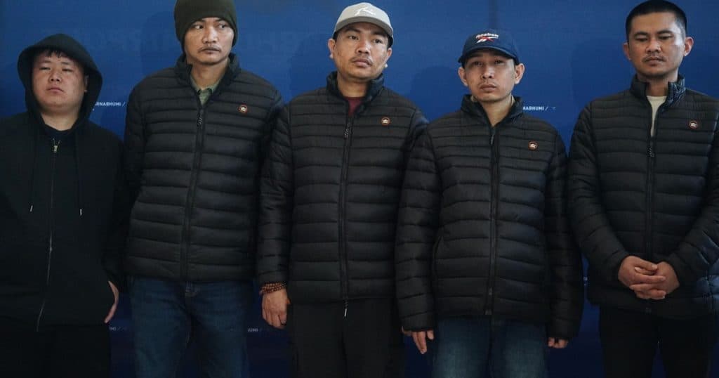 Cinci ostatici thailandezi eliberați de Hamas au fost repatriați în Bangkok.