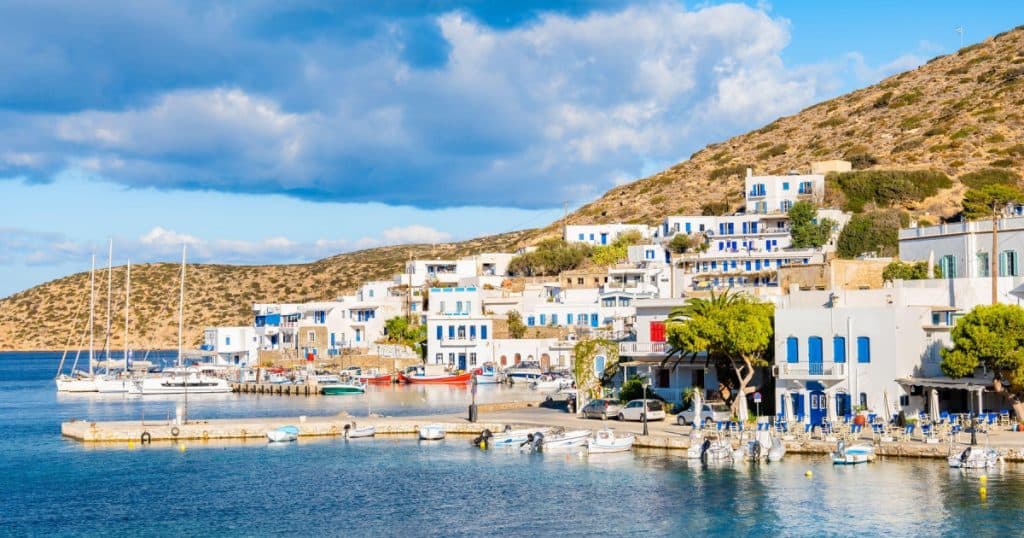 După Santorini, o altă insulă din Grecia a fost pusă în stare de urgență din cauza intensificării activității seismice.