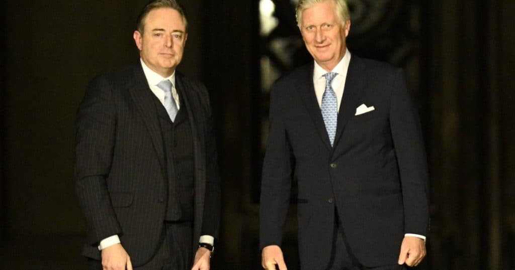 După șapte luni de negocieri, Belgia își formează un nou guvern, iar un separatist flamand devine premier.