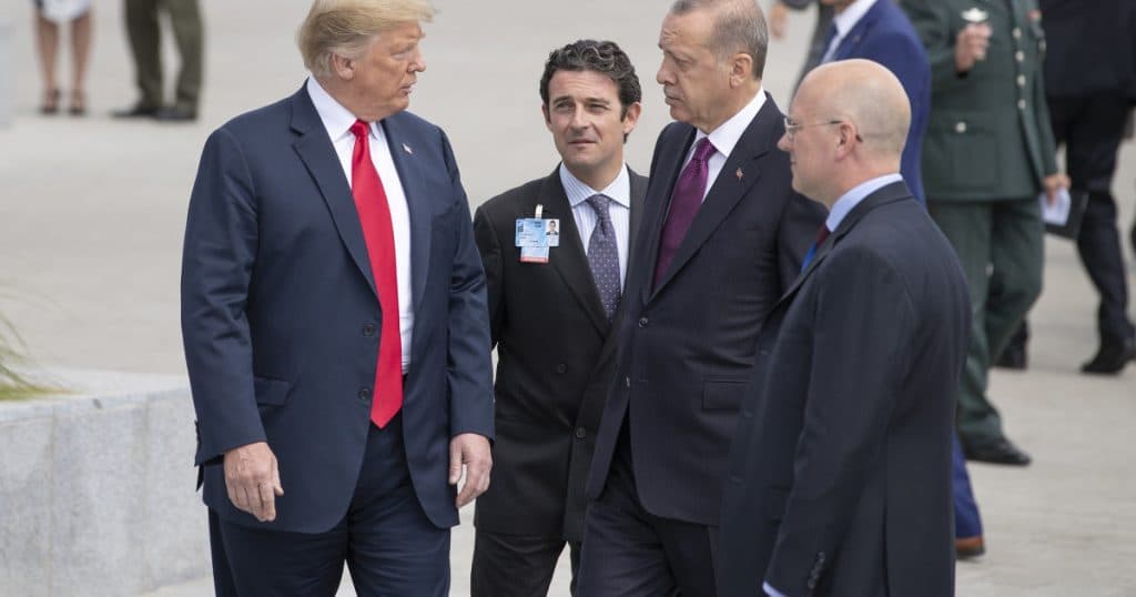Erdogan respinge ferm afirmațiile lui Trump: „Nimeni nu are puterea” să-i forțeze pe palestinieni să părăsească Gaza.