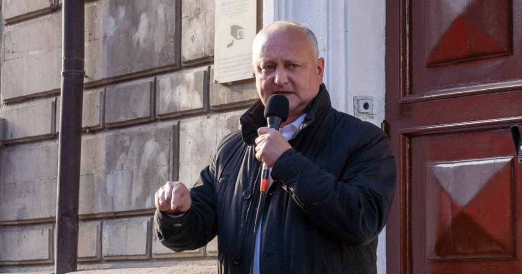 Fratele lui Igor Dodon a fost arestat pe aeroportul din Chișinău. Reacția fostului președinte prorus al Republicii Moldova.