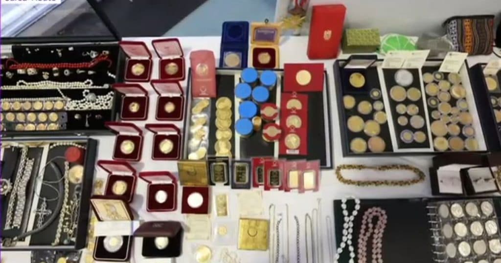 Ghicitoare din România, descoperită în Austria. În locuința femeii au fost găsite aproape 7 milioane de euro și 25 de kilograme de aur.