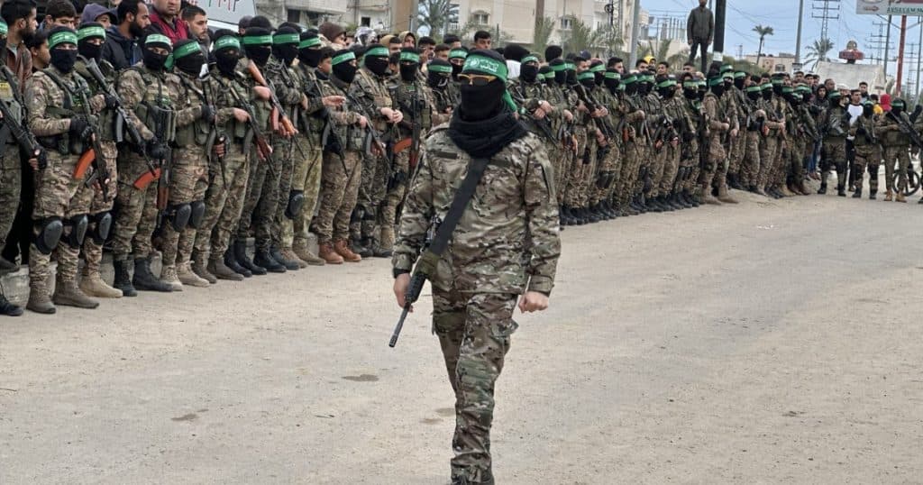 Hamas solicită trei zile de proteste internaționale împotriva planului lui Trump de a strămuta palestinienii din Gaza.