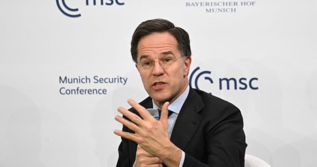 „Încetați să vă plângeți”. Mark Rutte anunță majorarea cheltuielilor pentru apărare în rândul țărilor membre NATO.