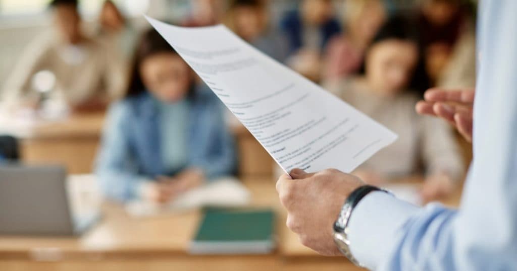 Instituțiile statului au creat 872 de locuri de muncă disponibile la începutul anului, cele mai multe fiind în domeniul educației.