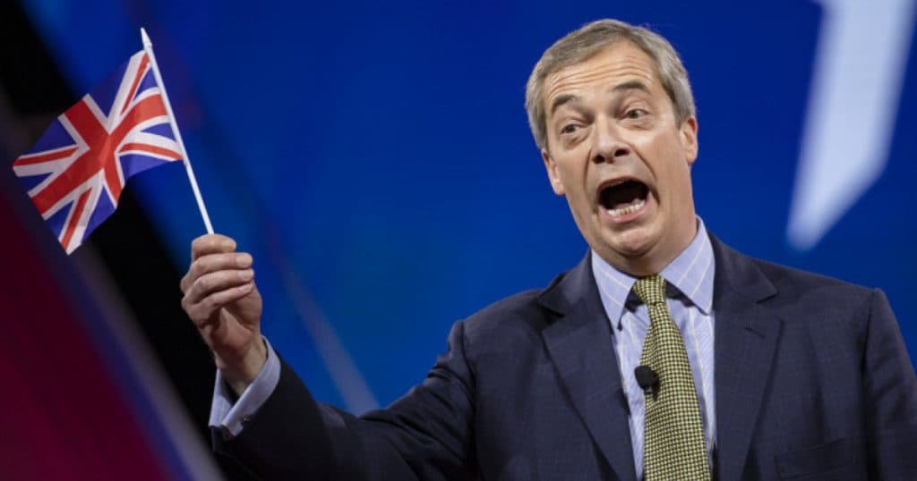 Partidul Reform UK al lui Nigel Farage se află pentru prima dată pe prima poziție într-un sondaj din Marea Britanie.