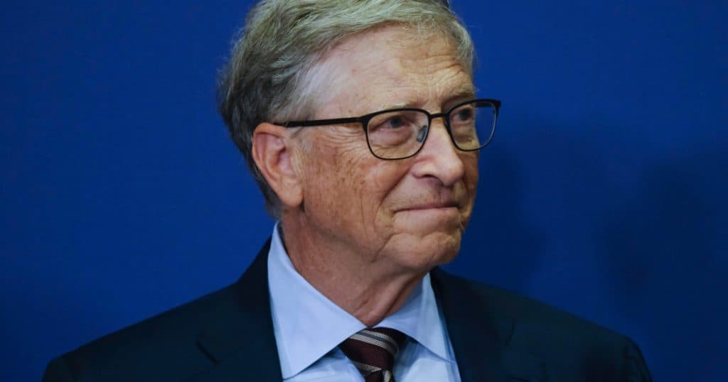 Povestea lui Bill Gates, tânărul „diferit” care a devenit unul dintre cei mai mari filantropi ai lumii. A donat miliarde, dar „mai are multe de oferit”.