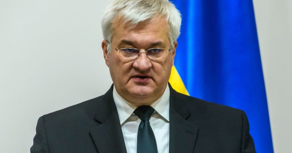 Reacția Ucrainei după amenințarea lui Trump la adresa lui Zelenski: „Ne vom apăra dreptul de a exista”