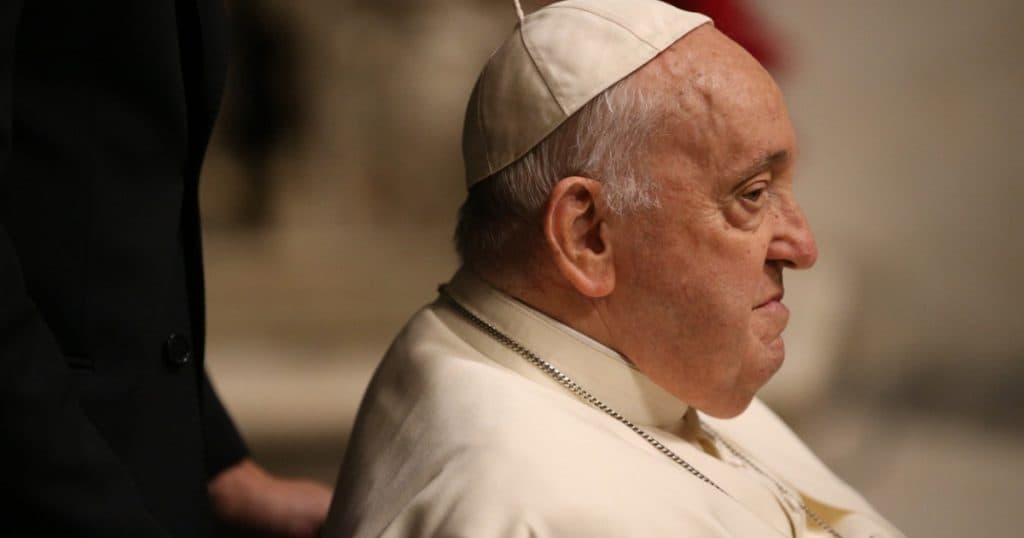 Starea Papei Francisc s-a deteriorat, informează Vaticanul. „Prognosticul rămâne rezervat”