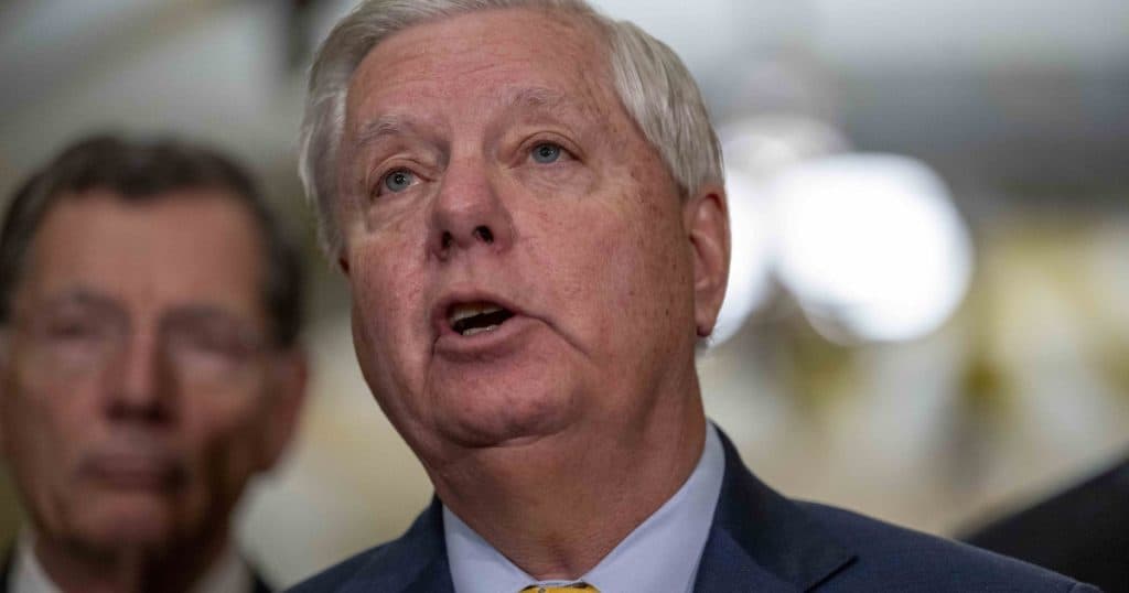 Un senator republican propune o opțiune pentru aderarea Ucrainei la Alianță: „Dacă vrea, să-l lase pe Putin să o includă în NATO.”