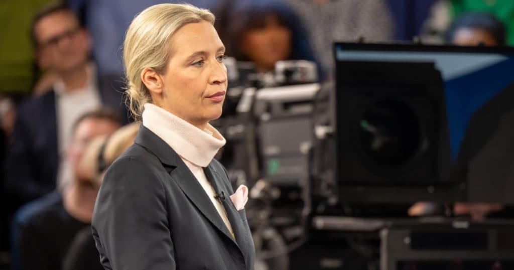 Vicepreședintele SUA a avut o întâlnire cu lidera extremei drepte din Germania. Administrația Trump caută alianțe cu partidele populiste europene.