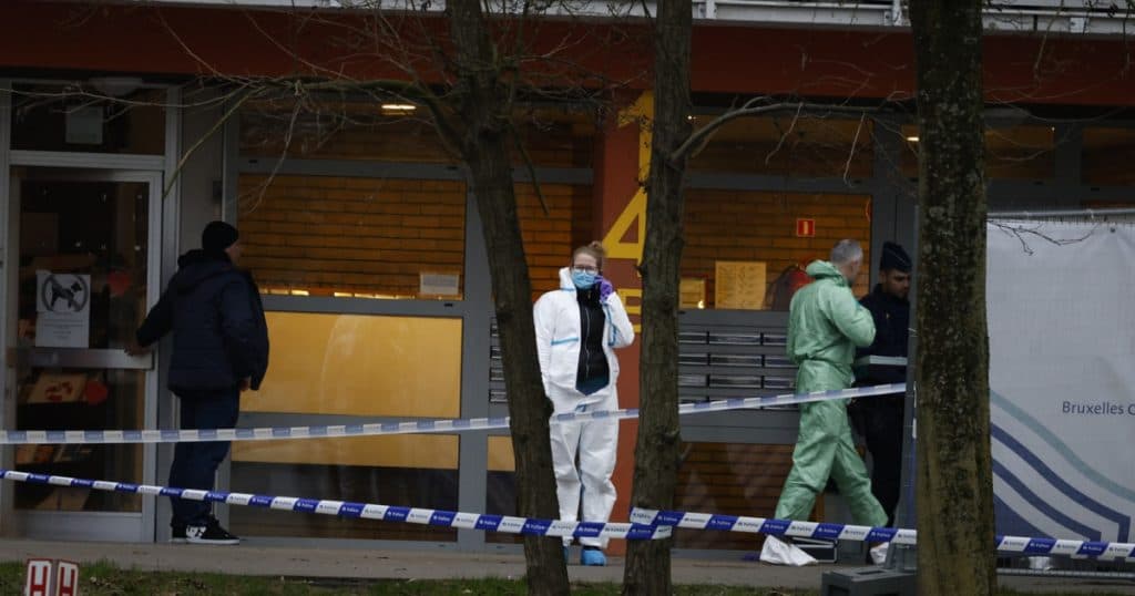 Încă un atac armat în Bruxelles. O persoană a decedat.