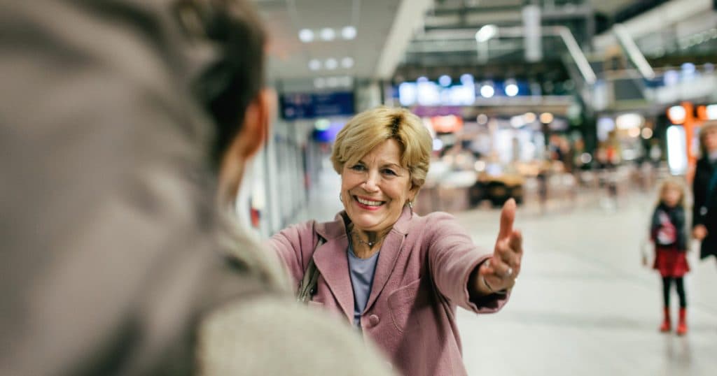 Românii se întorc acasă. Povestea unor tineri din Iași care au renunțat la Spania pentru a-și urma visul românesc. „Am simțit că există o șansă aici.”