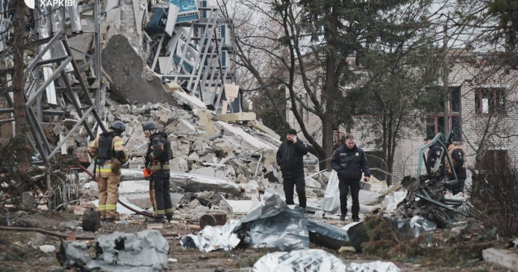 Rusia a atacat cu rachete balistice orașul ucrainean Izium, provocând moartea a cel puțin 5 persoane și rănirea altor zeci.