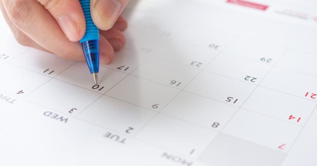 Data Rusaliilor în 2025. Angajații români vor beneficia de o minivacanță de 3 zile. Calendarul sărbătorilor legale din sezonul estival.