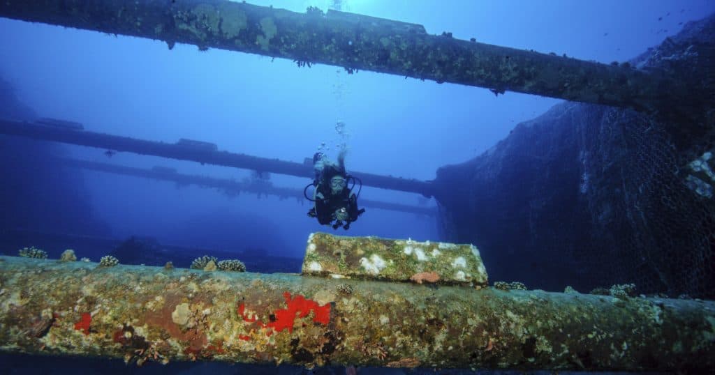 China a creat un robot capabil să taie cabluri submarine, fiind eficient împotriva cablurilor blindate la adâncimi de până la 4.000 de metri.