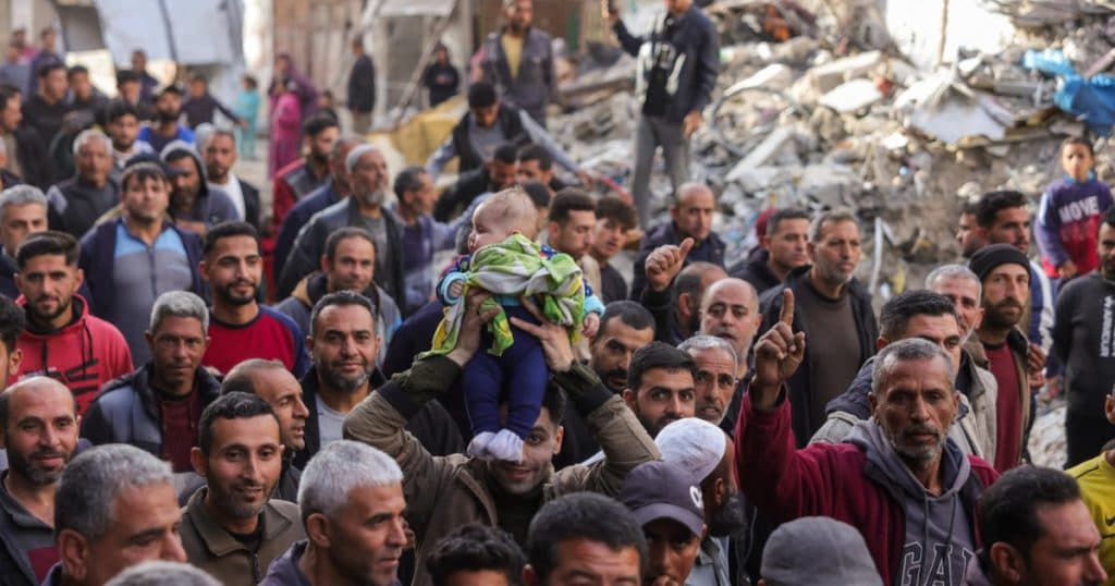 Proteste anti-Hamas în Gaza: „Vocile noastre trebuie să ajungă la toți spionii care ne-au vândut sângele”