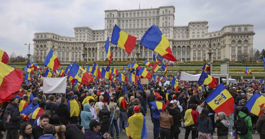 Un număr de mercenari care intenționau să participe la mitingurile din București au fost opriți la frontieră. Aceștia au legături cu Potra.