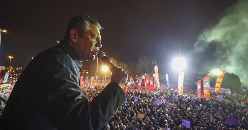Miting masiv sâmbătă, la Istanbul, în suportul primarului Ekrem Imamoglu, încarcerat.