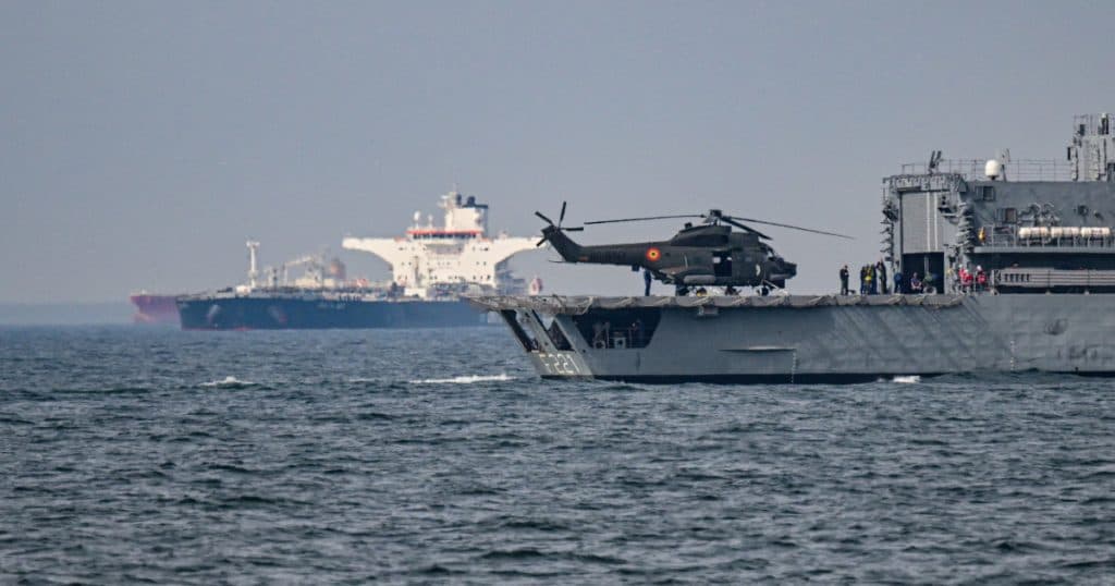 Peste 2.300 de militari români și din NATO desfășoară manevre în Marea Neagră, având ca scop „Restabilirea controlului liniilor de comunicații”