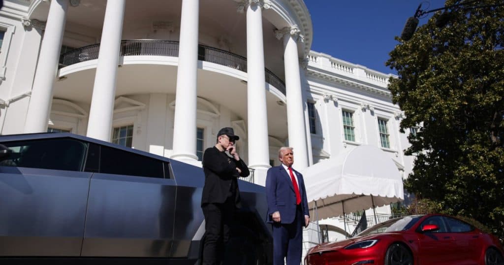 Inovație semnată Trump la Casa Albă: competiția ouălor de Paște va beneficia de sponsorizări din partea corporațiilor care doresc să își promoveze produsele.