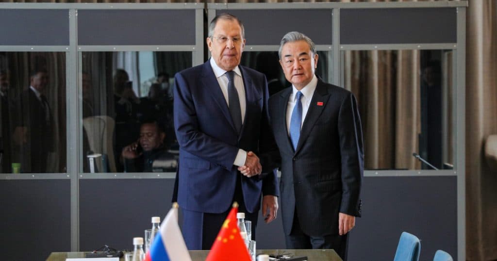 Șeful diplomației chineze va călători la Moscova pentru a se întâlni cu Serghei Lavrov.