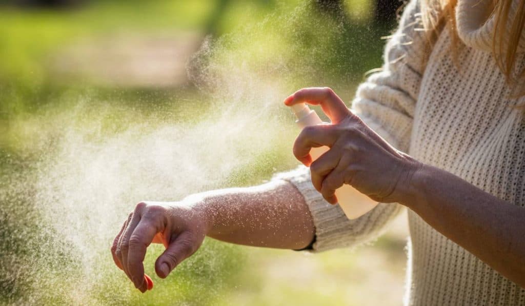 Sindromul rar care cauzează alergia la carnea roșie. Ce insecte transmit această boală letală. Ai grijă de mușcăturile lor!