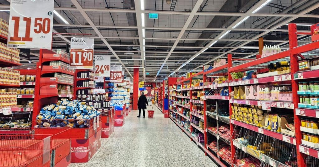 Suedezii protestează împotriva supermarketurilor din cauza prețurilor alimentelor „scăpate de sub control”