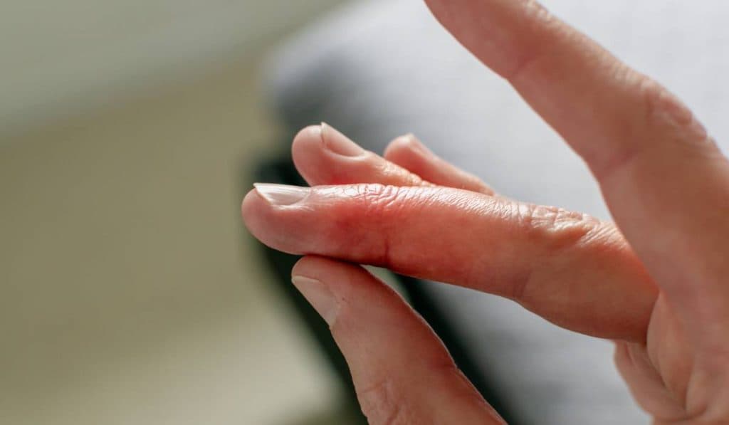 Testul de 5 secunde care identifică simptomul tăcut al cancerului pulmonar. Cum să-l recunoști acasă, în stadiu incipient.