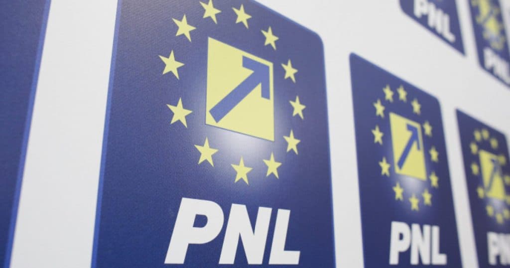 Un primar liberal care a declarat că-l sprijină pe Nicușor Dan, exclus din partid.
