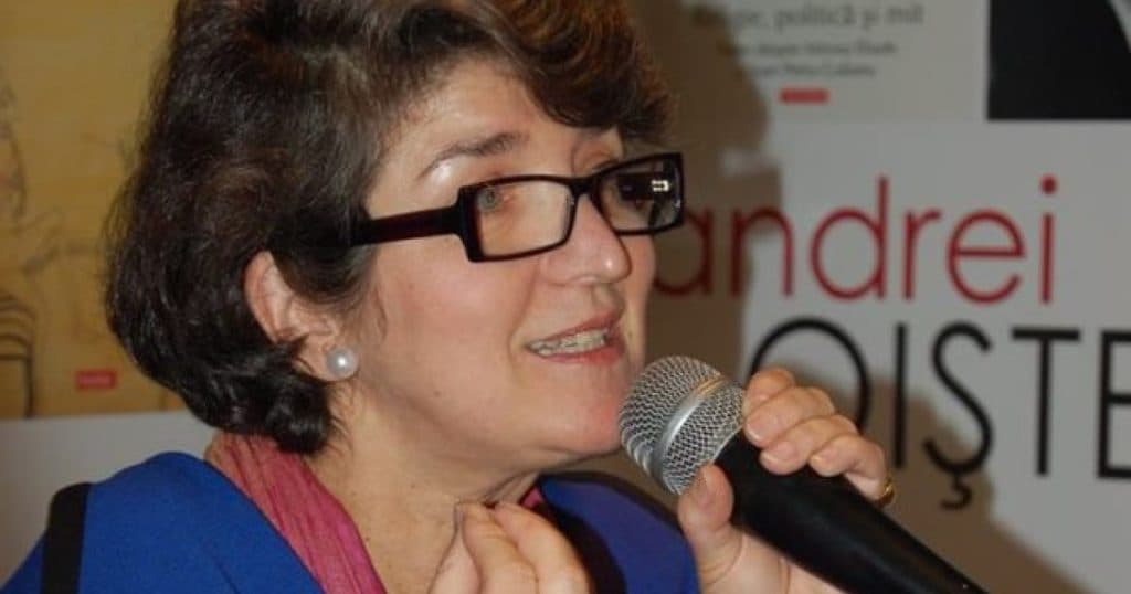 Sandra Pralong, unul dintre cei mai vechi consilieri prezidențiali, a fost destituită din funcție de Ilie Bolojan.