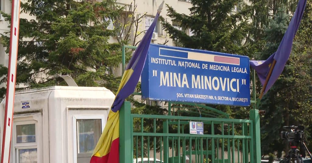 Percheziții la INML: cinci medici, implicați într-un dosar de mușamalizare a unui caz care a dus la moartea unei paciente.