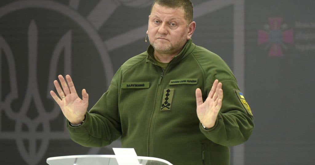 „Taci, te rog”. Valerii Zalujnîi afirmă că oficialii români i-au solicitat să nu dezvăluie că drone rusești au aterizat în România.
