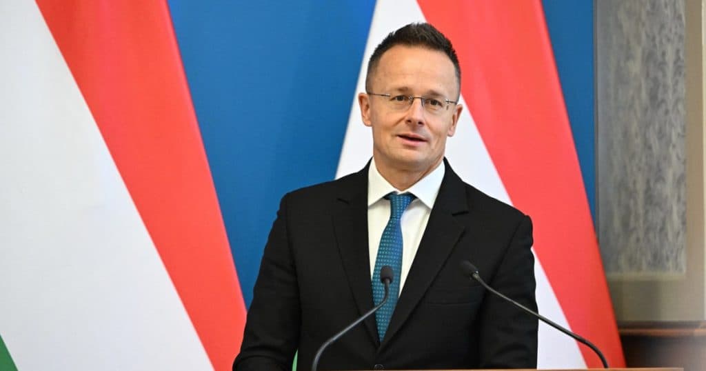 Viktor Orban l-a trimis pe ministrul său de externe la Moscova. Ce subiecte va aborda Szijjarto cu rușii?