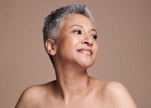 7 aspecte surprinzătoare despre menopauză pe care puțini le cunosc – și motivele pentru care ar trebui să discutăm mai mult despre acest subiect