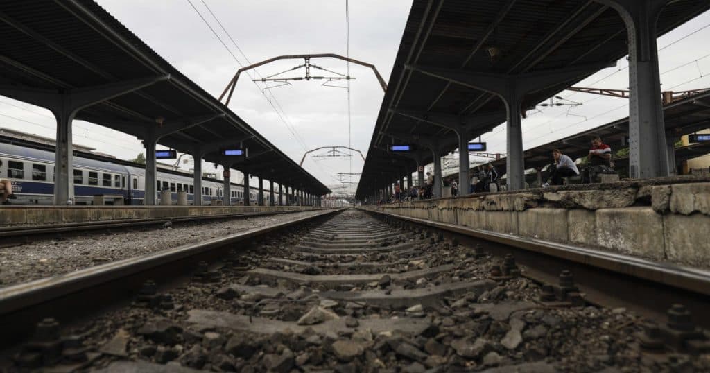 Accident feroviar pe traseul București – Constanța: o femeie a decedat după ce a fost lovită de tren, iar circulația a fost afectată.