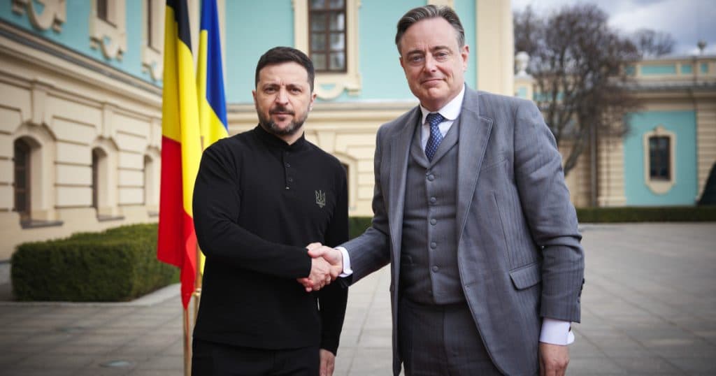 Premierul belgian, aflat în prima sa vizită la Kiev, anunță un ajutor semnificativ pentru Ucraina.