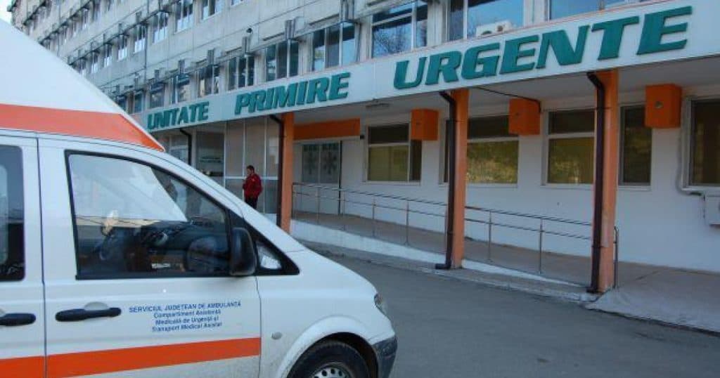Agressiune la Spitalul Județean Focșani: o angajată a fost atacată de un pacient. Poliția a intervenit și într-un alt incident violent.