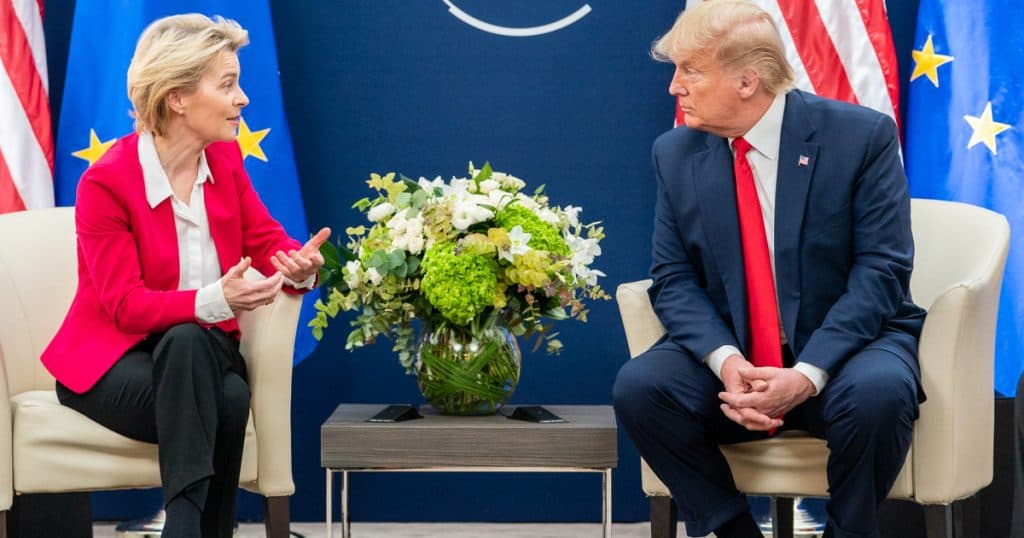 Analiză: Războiul comercial inițiat de Donald Trump generează măsuri drastice, iar Uniunea Europeană intenționează să colaboreze cu Beijingul.