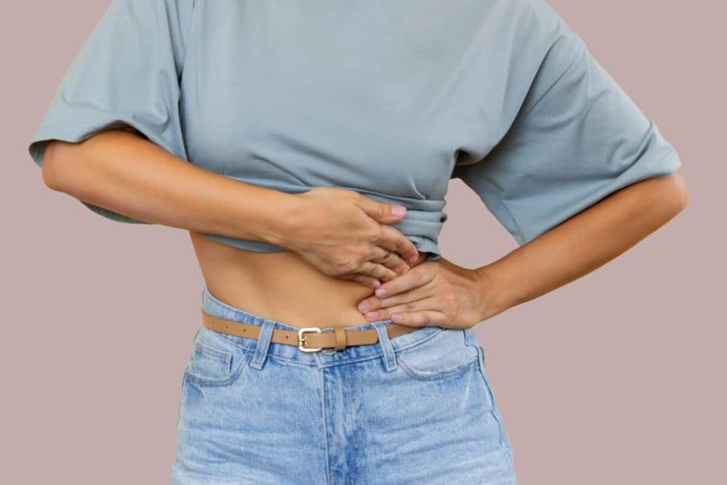 Care este semnificația durerii abdominale în partea dreaptă sau stângă?