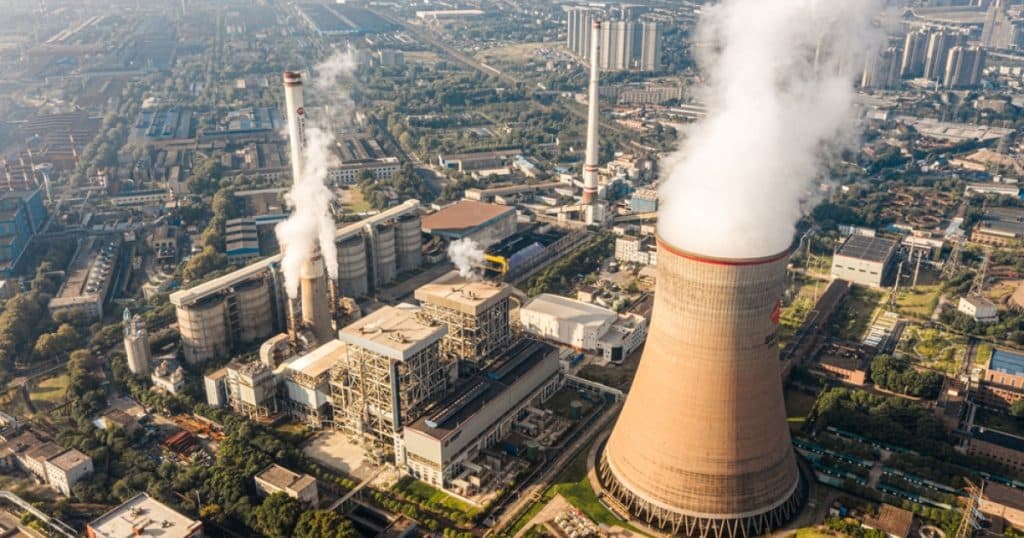 China a declarat că va construi 10 reactoare nucleare, cu un cost de 27 miliarde de dolari.