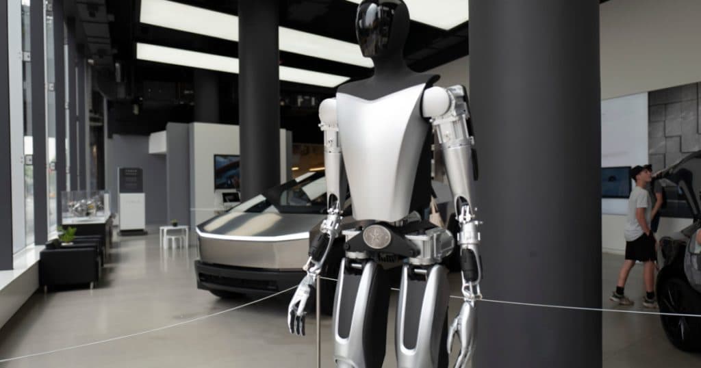 China impune restricții roboților umanoizi ai lui Musk. Ce negociază miliardarul american și care sunt cerințele Beijingului