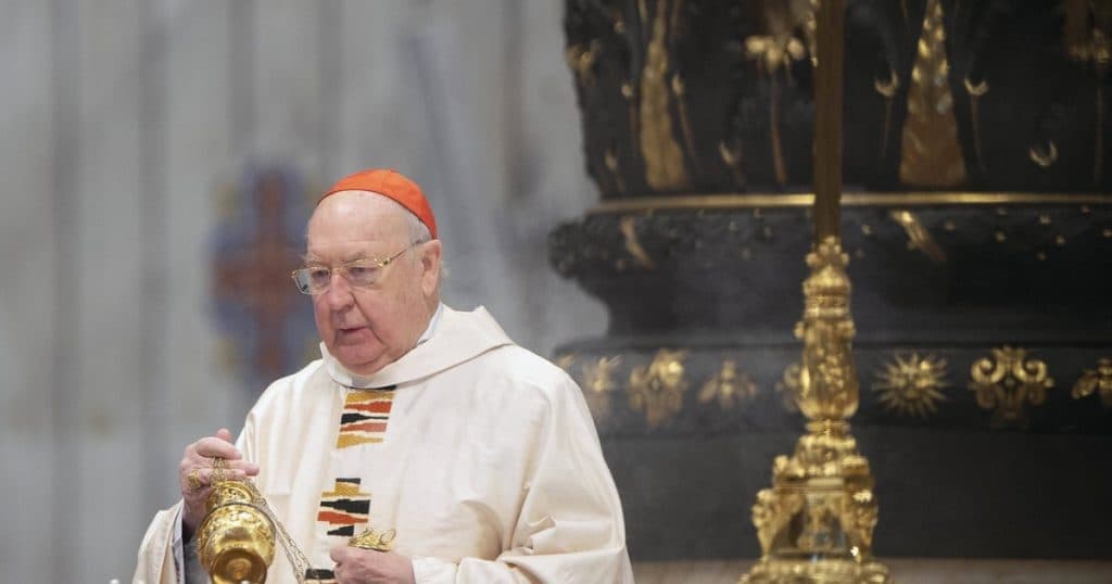 Cine este cardinalul Kevin Farrell, numit șef interimar al Vaticanului după decesul papei Francisc