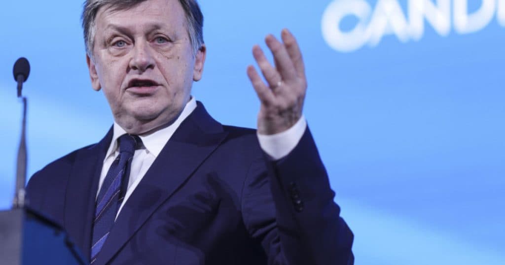Crin Antonescu: România rămâne ținta unui atac hibrid îndreptat împotriva sistemului de justiție