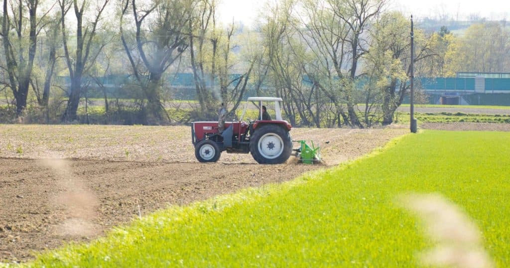 Ghidul programului „Rabla pentru Tractoare” nu include categoriile cele mai folosite de micii fermieri. Se solicită modificarea ordinului.