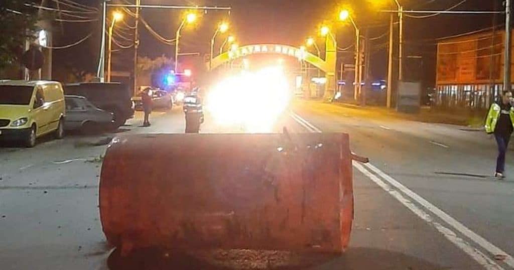 Doi răniți în Neamț din cauza exploziei unui tub de spumă poliuretanică amplasat într-un boiler.